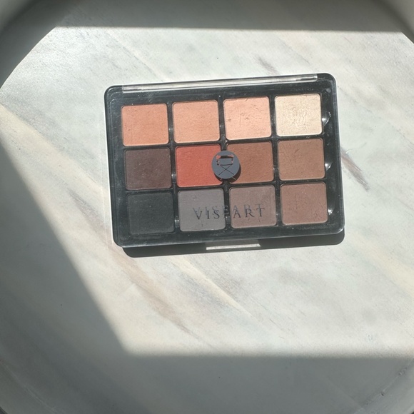 Viseart Neutral Mattes 01 Palette - MUA RETIREMENT SALE!! - Picture 5 of 8